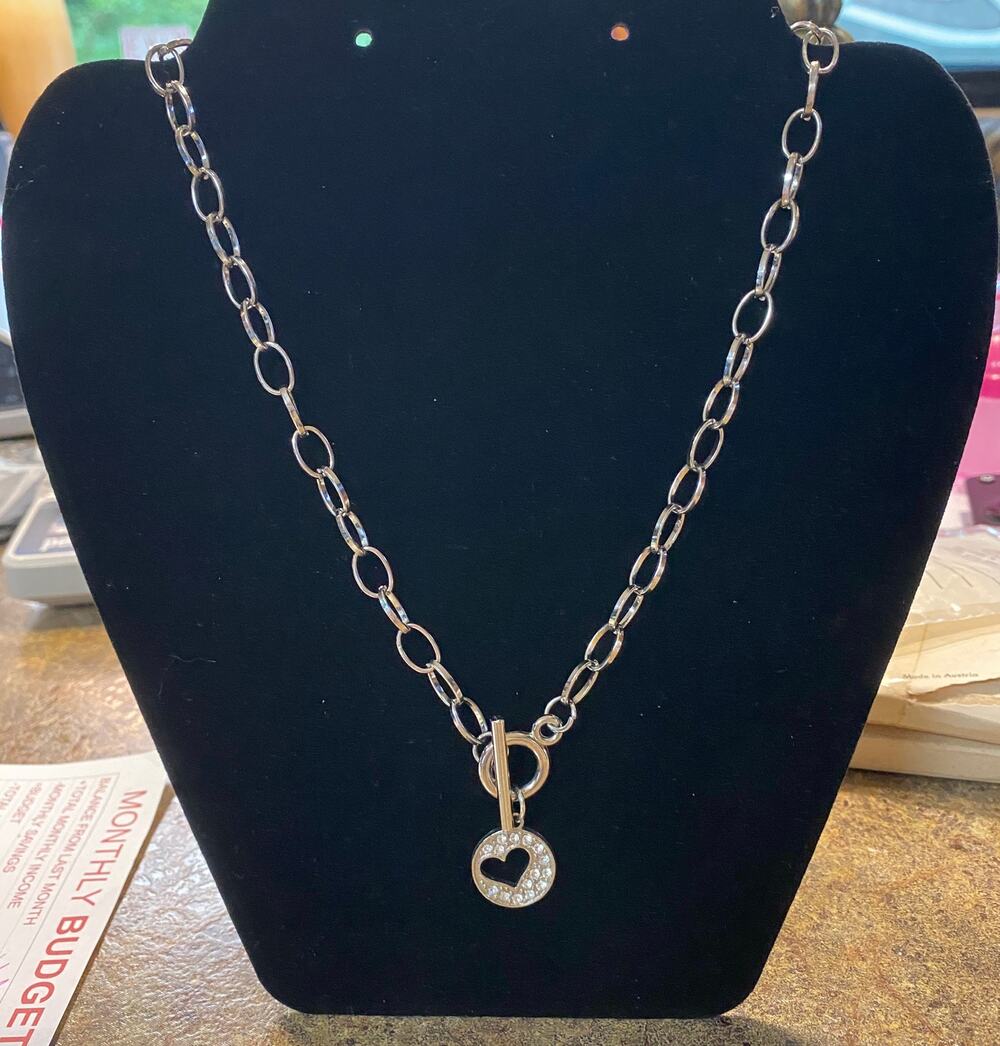 18" Silver-tone Rhinestone Heart Toggle Clasp Necklace